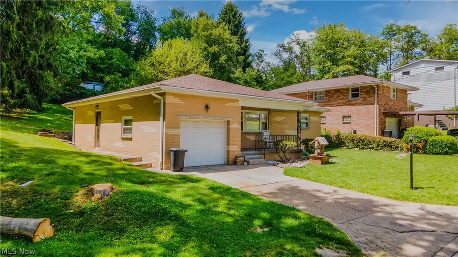 136 Mchendry Street, Weirton, WV 26062 - #2