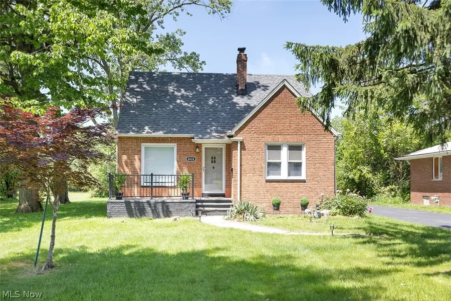 4624 Derbyshire Drive, North Randall, OH 44128 - #2