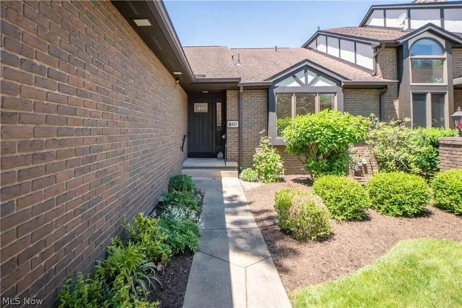 117 Brookview Sw Drive, North Canton, OH 44709 - #2