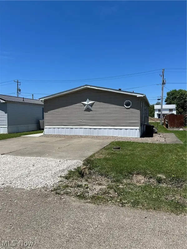 10193 Oakwood Street, Byesville, OH 43723