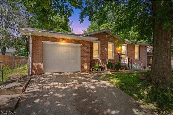 2219 34th Nw Street, Canton, OH 44709