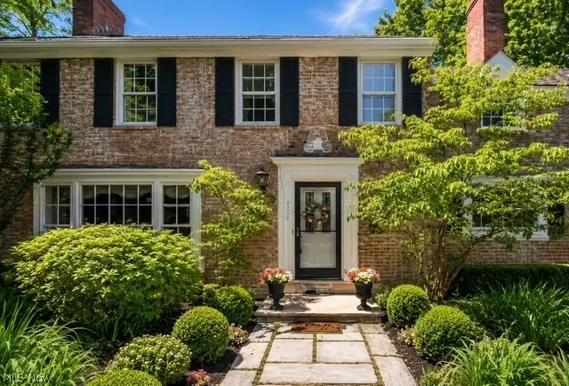 21439 Claythorne Road, Shaker Heights, OH 44122 - #2