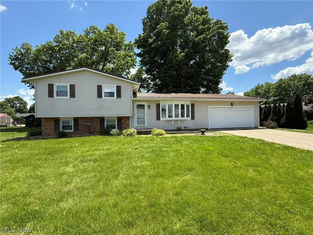 128 12th Nw Street, Strasburg, OH 44680 - #1