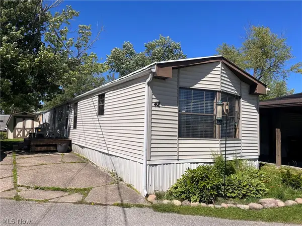 12860 Mayfield Road #42, Chardon, OH 44024