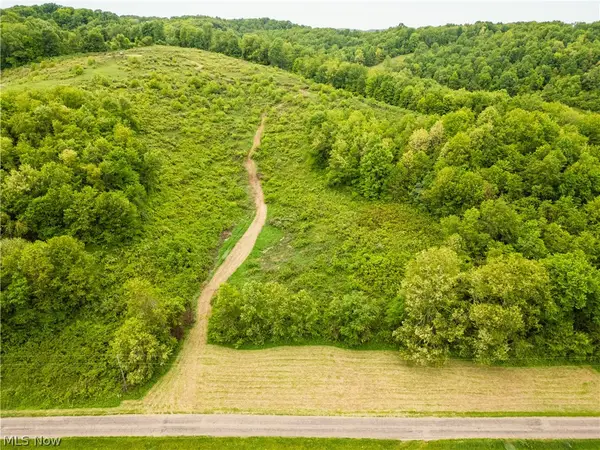 Barkley Rd Road, Uhrichsville, OH 44683