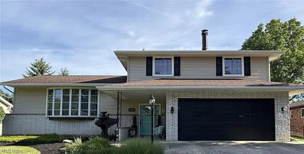 13981 Indian Creek Drive, Middleburg Heights, OH 44130