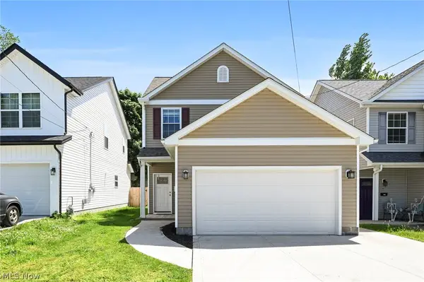 1121 Windermere Drive, Willoughby, OH 44094