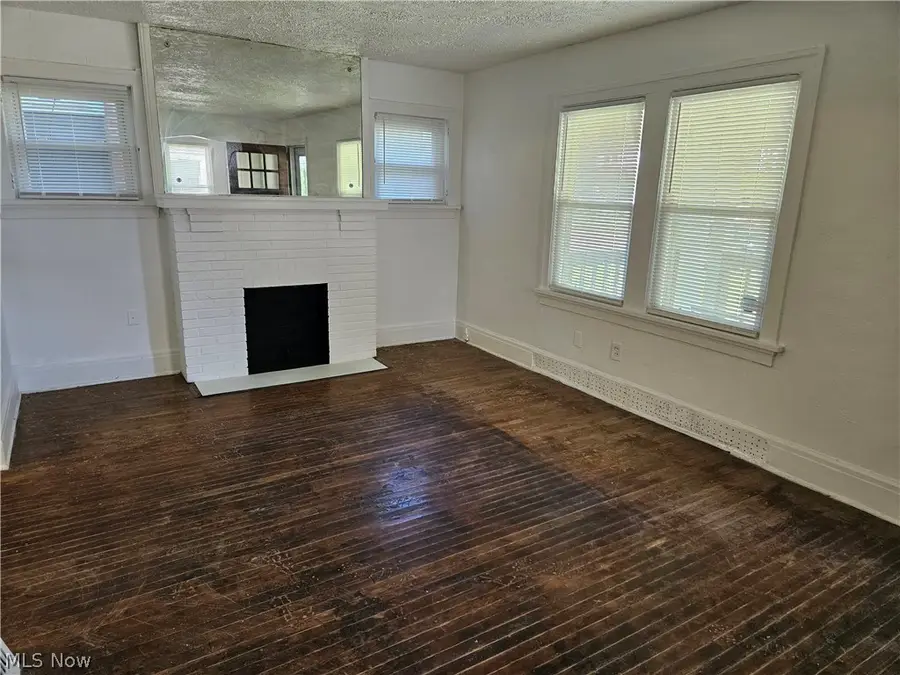 343 Noble Avenue, Akron, OH 44320 - #3