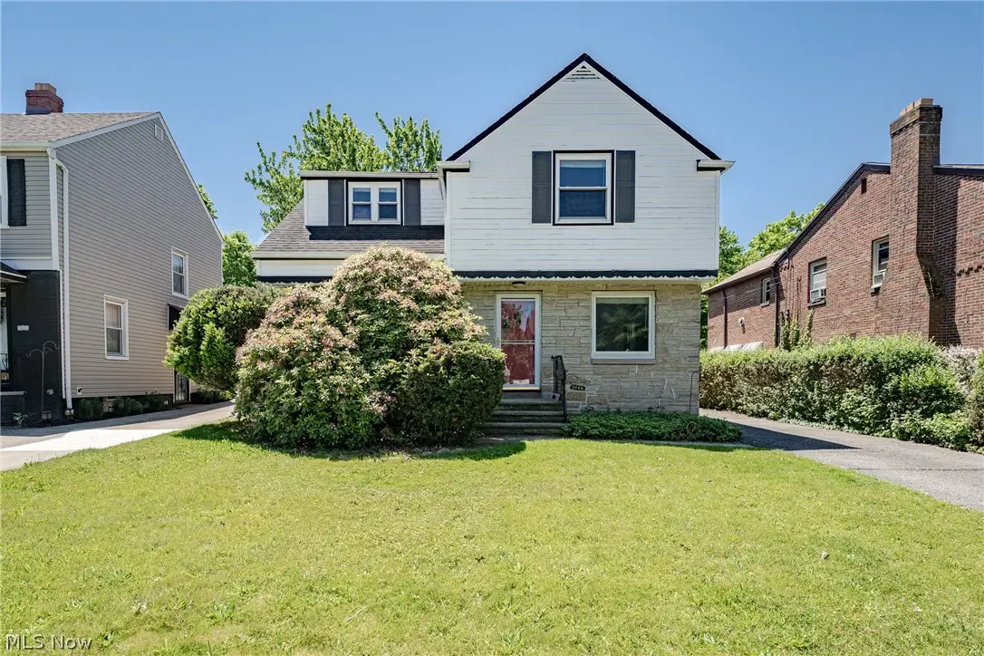 3666 Silsby Road, University Heights, OH 44118 - #1