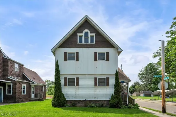 1202 Lawrence Ne Road, Canton, OH 44705