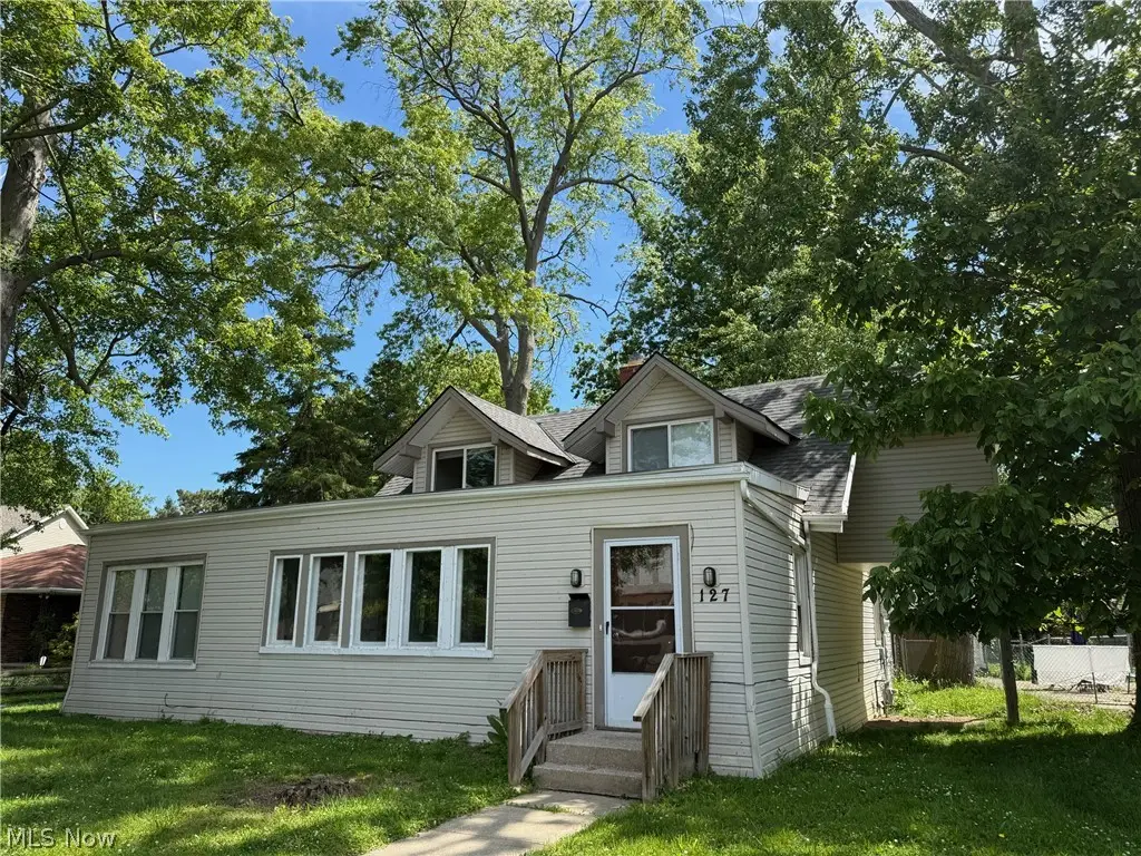 127 E 270th Street, Euclid, OH 44132 - #1