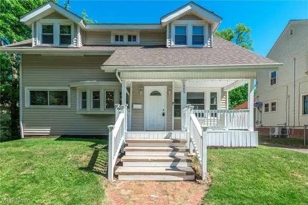 1395 Delia Avenue, Akron, OH 44320