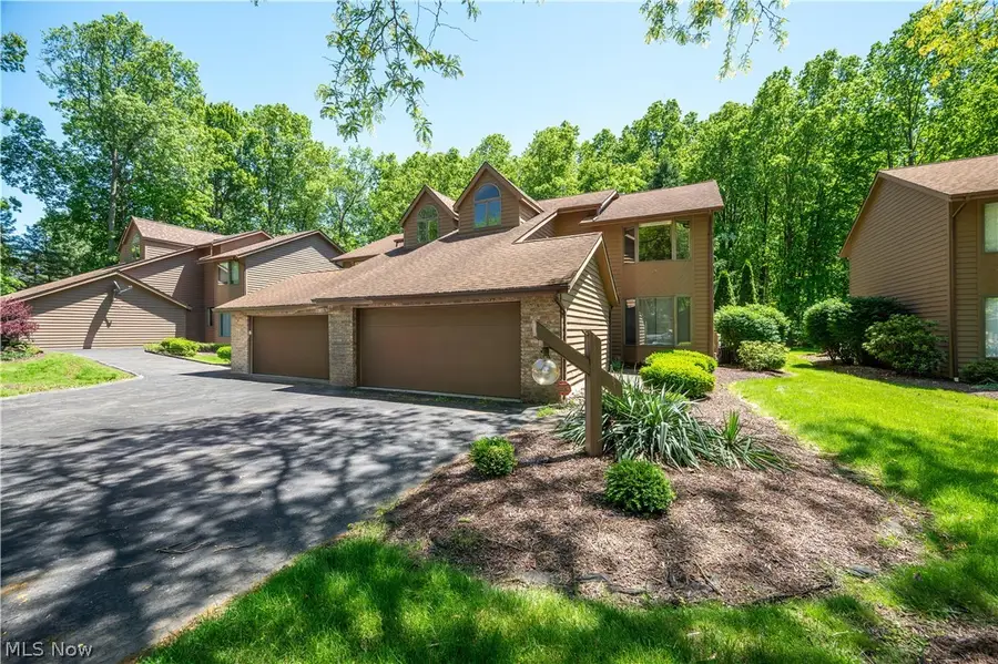9114 Inverrary Se Drive, Howland, OH 44484 - #2