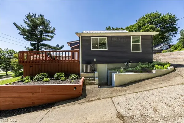 590 Pear Drive, Akron, OH 44319