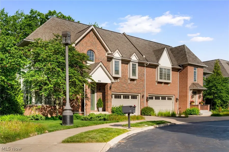 204 Ashbourne Drive, Westlake, OH 44145 - #2