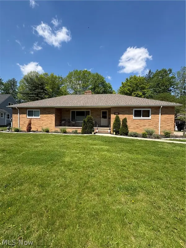5646 Onaway Oval, Parma, OH 44130