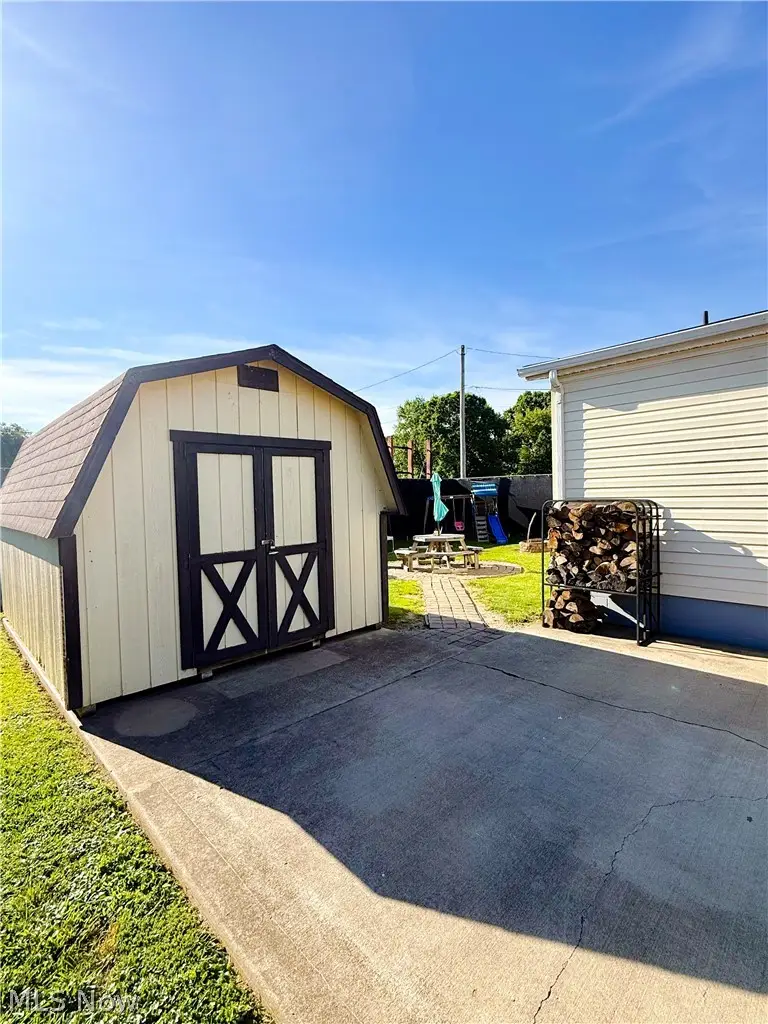 531 Herrick Street, Uhrichsville, OH 44683 - #3