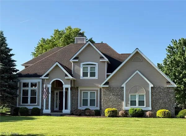 32291 Country Club Drive, Avon Lake, OH 44012