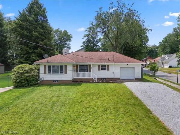 1068 Hilbish Avenue, Akron, OH 44312