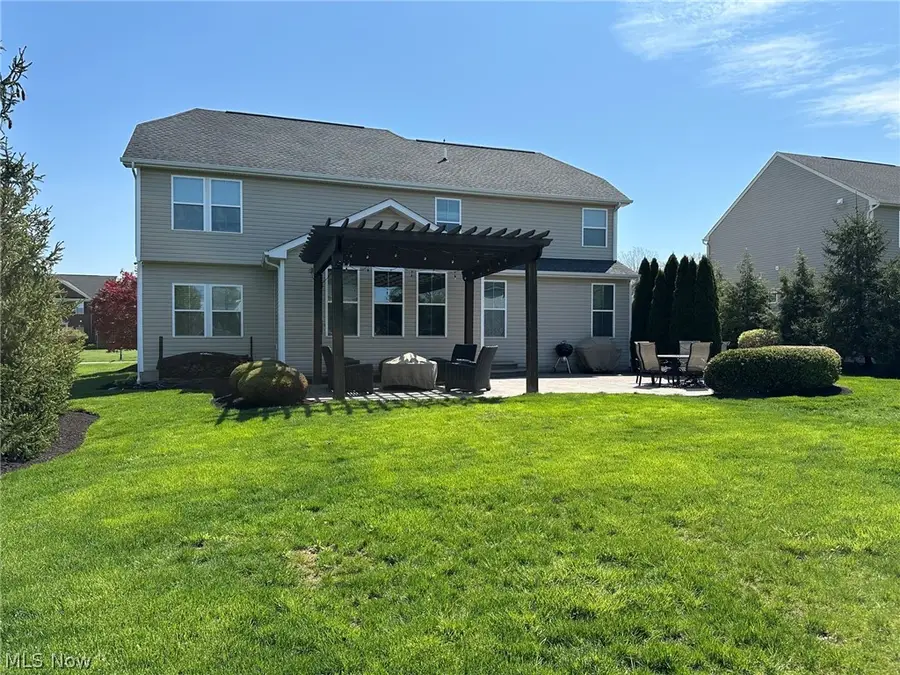 2556 Palmer Lane, Avon, OH 44011 - #3