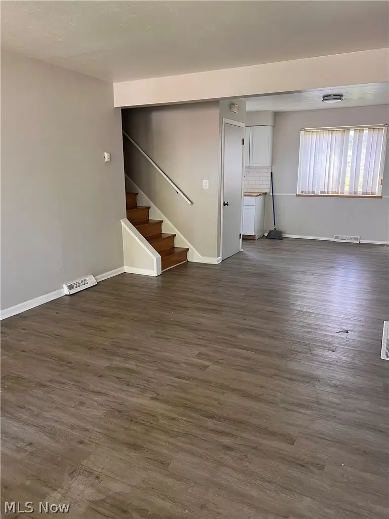 16350 Rockside Road, Maple Heights, OH 44137 - #2