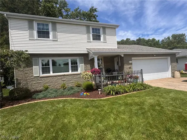 934 Larkridge Avenue, Youngstown, OH 44512