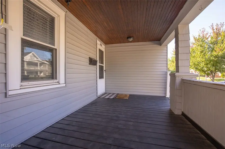 2083 Chesterland Avenue, Lakewood, OH 44107 - #3