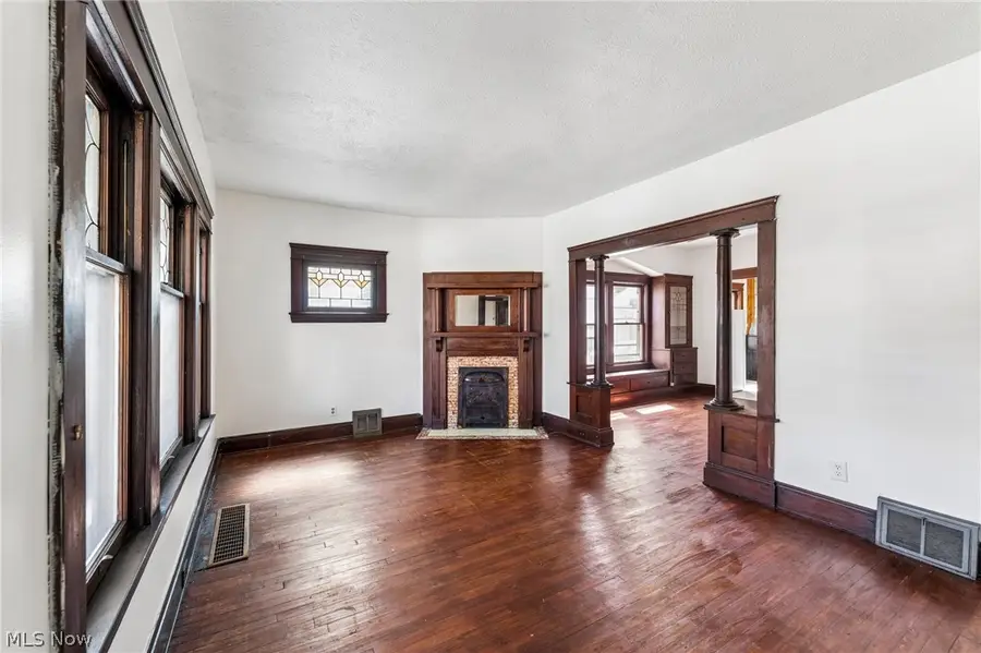 4408 Beta Avenue, Newburgh Heights, OH 44105 - #2