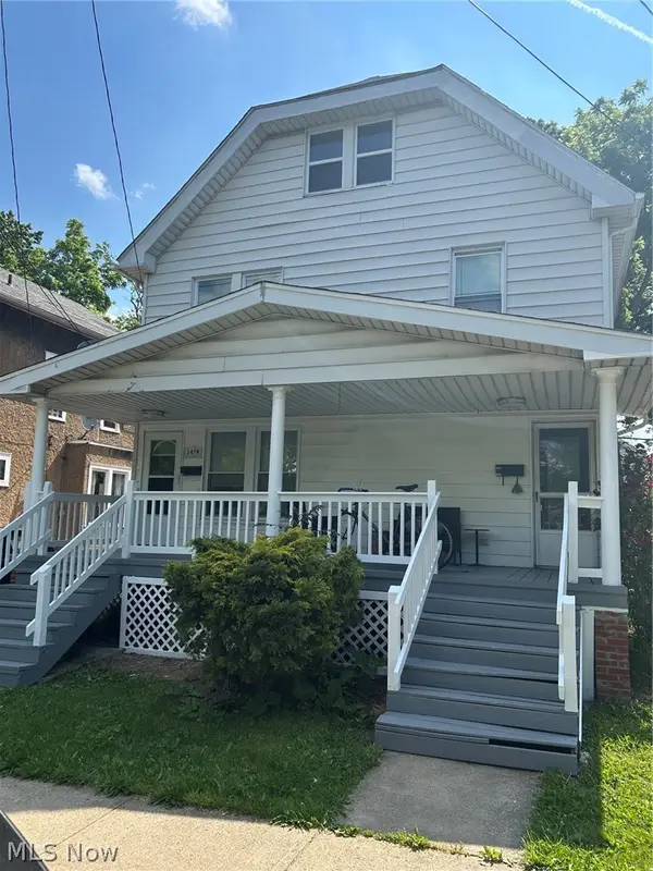 1479 Hopkins Avenue, Lakewood, OH 44107