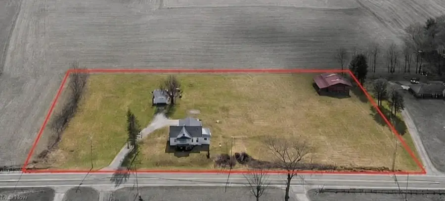 8942 Edison Ne Street, Louisville, OH 44641 - #3