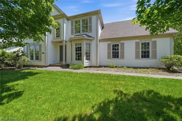 3021 Duquesne Drive, Stow, OH 44224