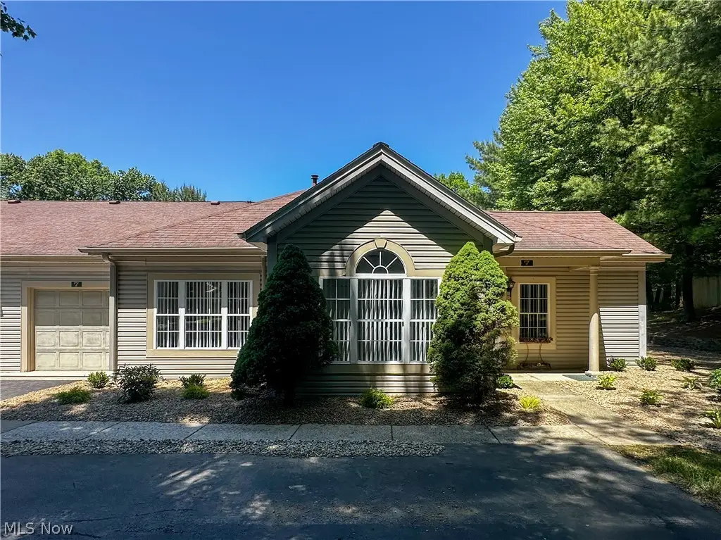 7 Woodland Chase Boulevard, Niles, OH 44446 - #1