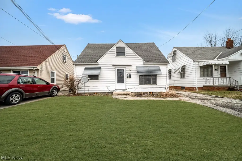 3753 W 117th Street, Cleveland, OH 44111 - #1