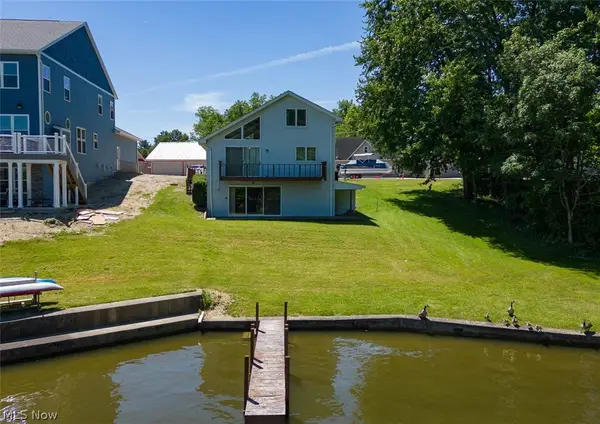 654 Pine Drive, Lake Milton, OH 44429