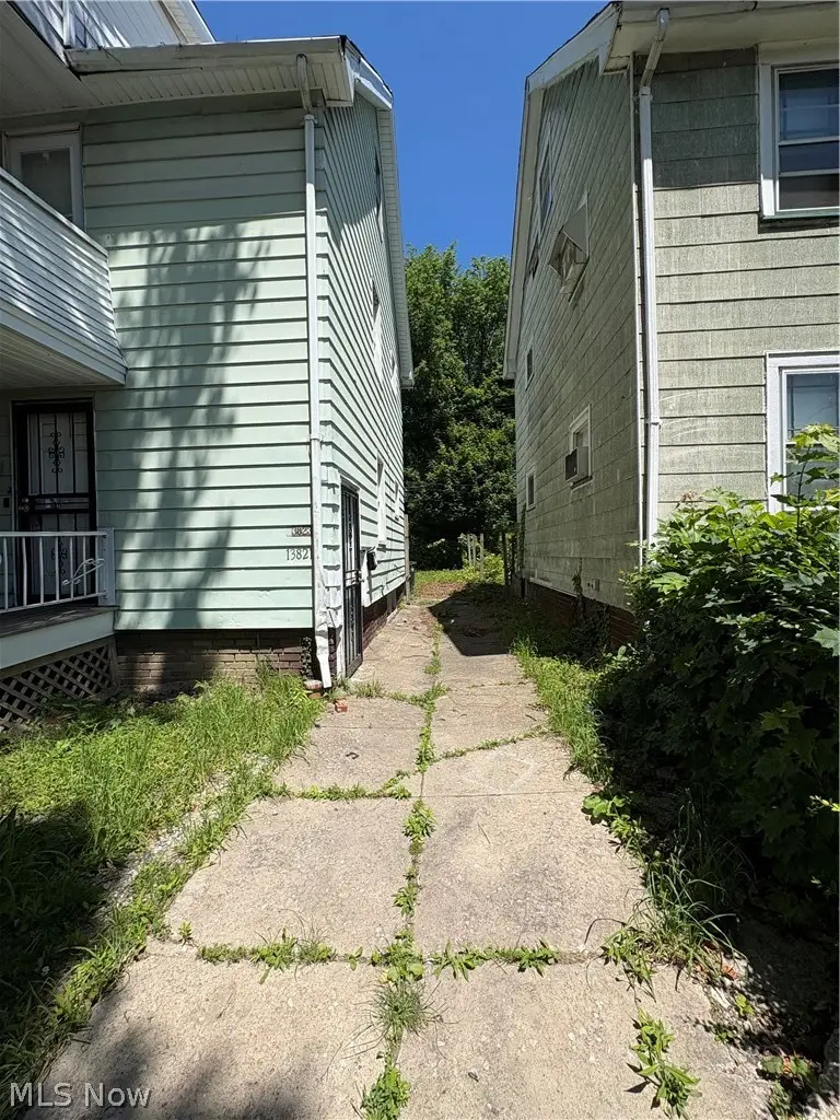 13821 Deise Avenue, Cleveland, OH 44110 - #3