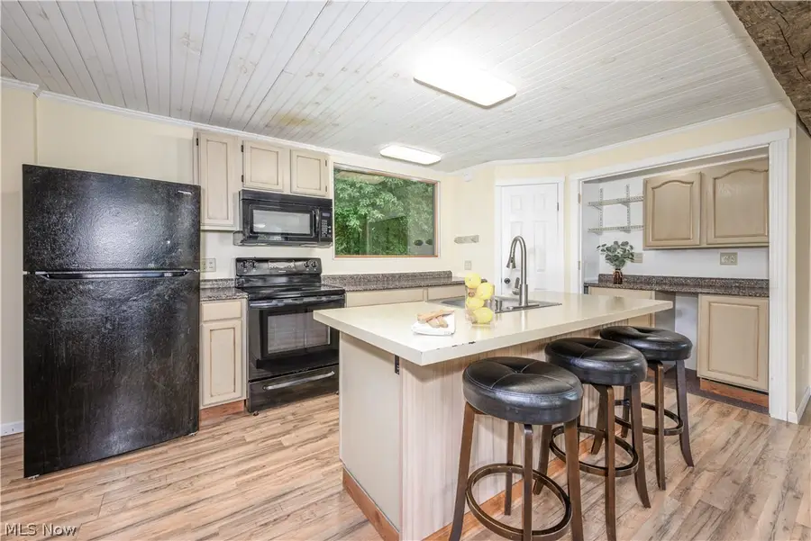 128 E Central Ave, Ravenna, OH 44266 - #3