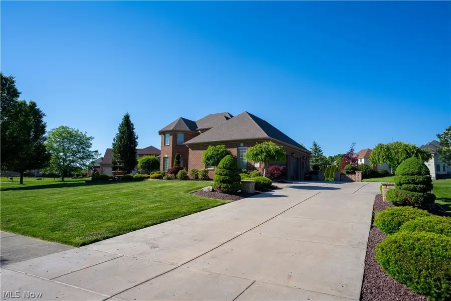 3947 Via Siena, Poland, OH 44514 - #2