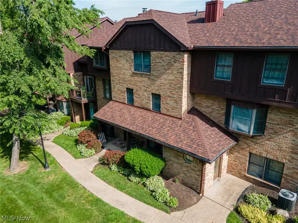16 Acorn Lane, Coshocton, OH 43812