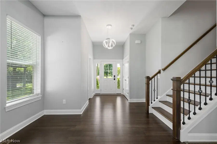 3675 Washington Park Boulevard, Newburgh Heights, OH 44105 - #2