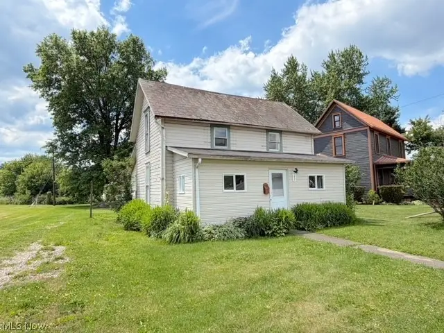 547 W State Street, Newcomerstown, OH 43832 - #1
