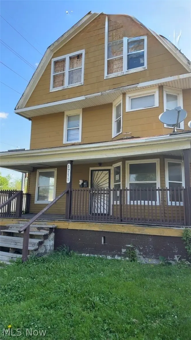 1711 Holyoke Avenue, East Cleveland, OH 44112 - #1