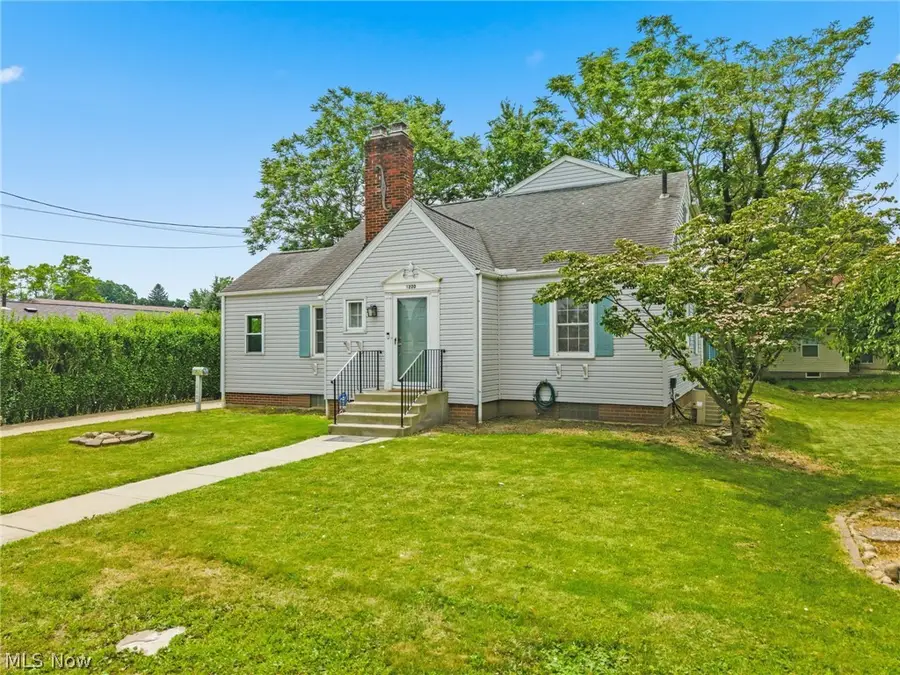 1220 28th Ne Street, Canton, OH 44714 - #2