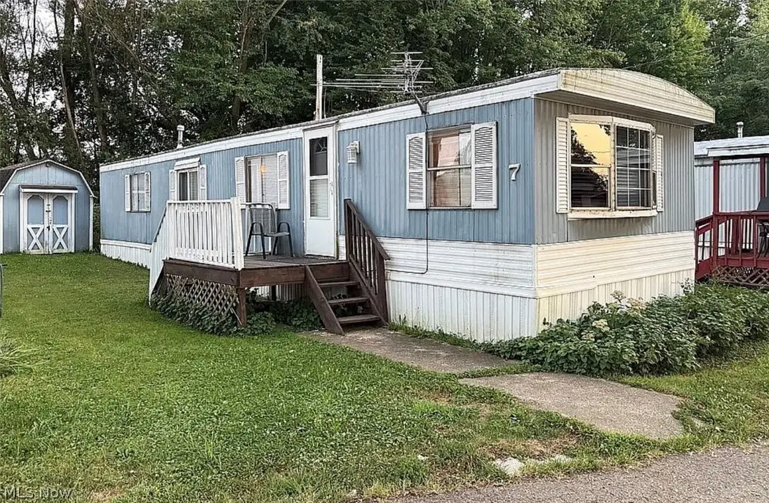 4287 Manchester Nw Avenue #7, North Lawrence, OH 44666 - #1