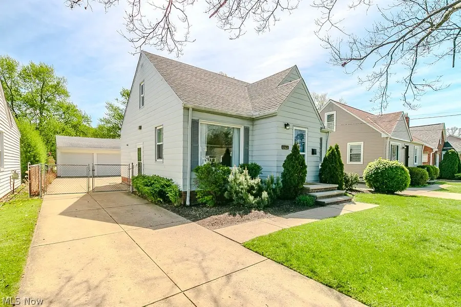 1297 Lander Road, Mayfield Heights, OH 44124 - #3