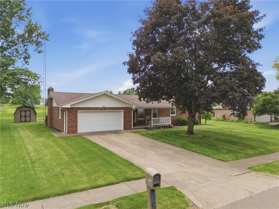 1708 Edmar Street, Louisville, OH 44641 - #2