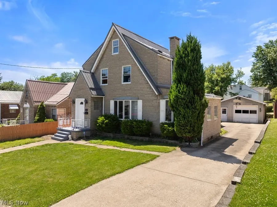 3813 Collins Way, Weirton, WV 26062 - #2