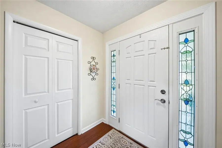 27631 Edgepark Boulevard, North Olmsted, OH 44070 - #2