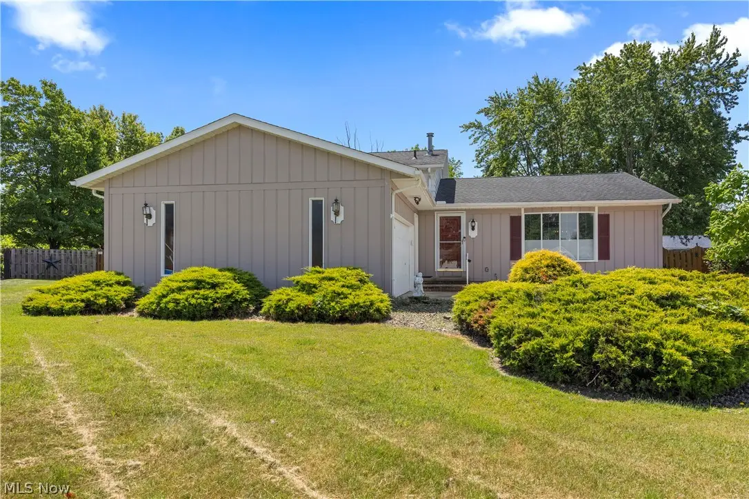 20563 Holly Circle, Strongsville, OH 44149 - #1