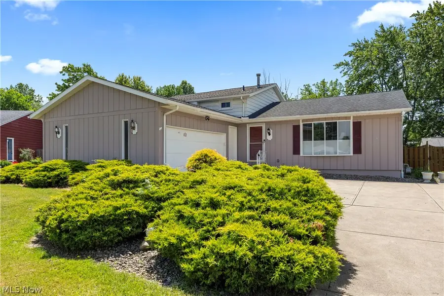 20563 Holly Circle, Strongsville, OH 44149 - #2