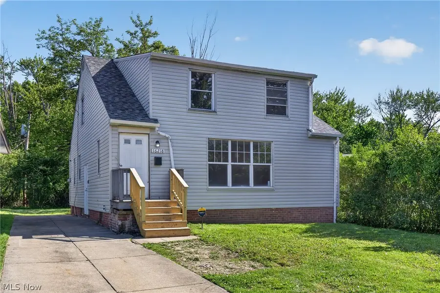 16218 Telfair Avenue, Cleveland, OH 44128 - #2